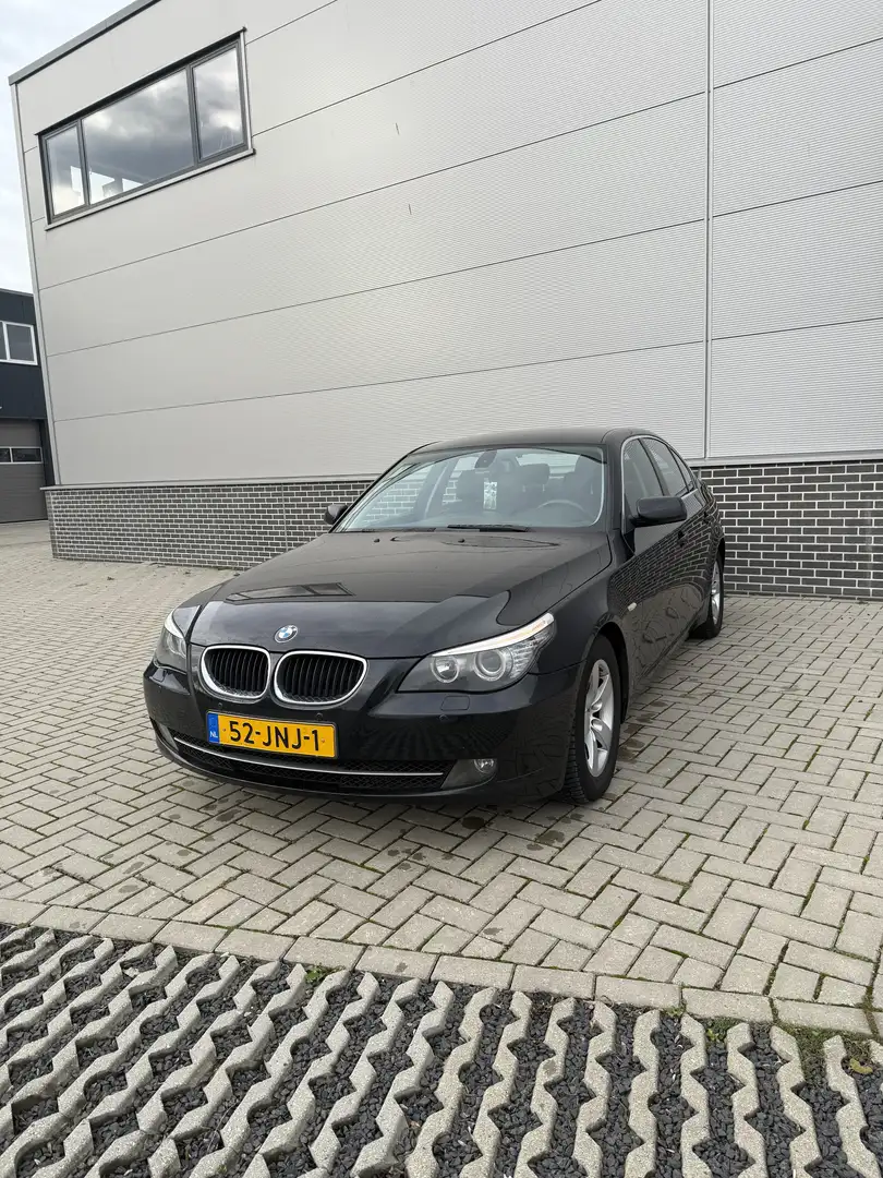BMW 520 520i Fekete - 1