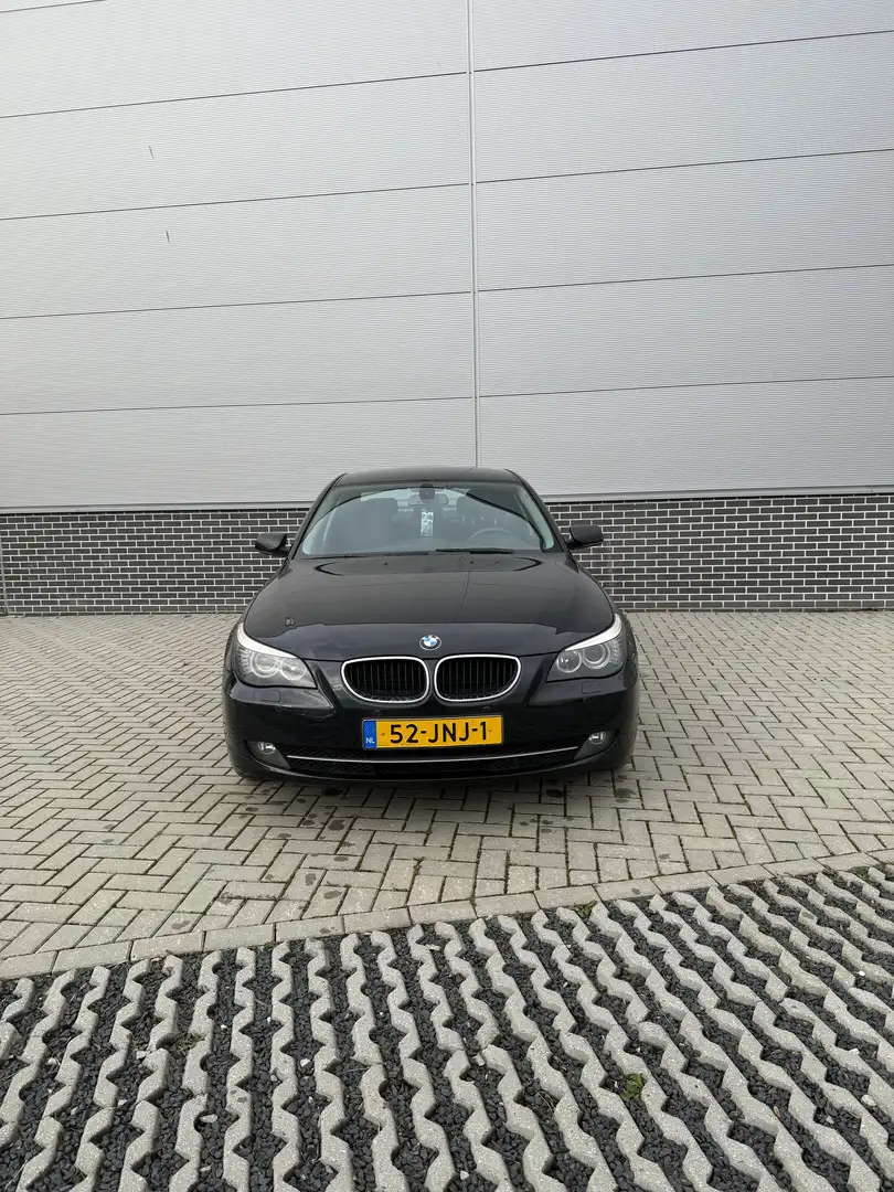 BMW 520 520i Fekete - 2