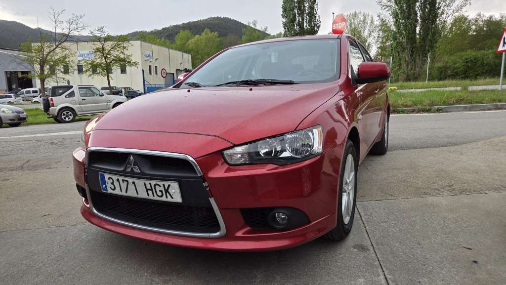 Mitsubishi Lancer Sportback 2.0DI-D Instyle - foto 1