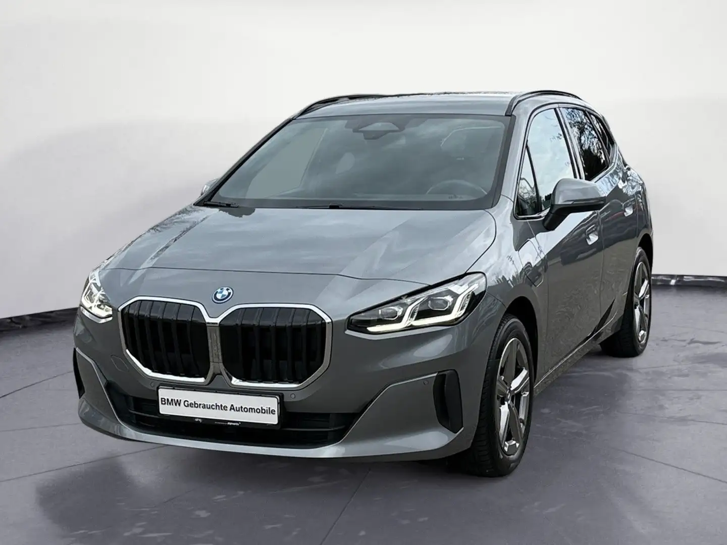BMW 225 225e xDrive Active Tourer Navi Klima AHK PDC Kam Grau - 2