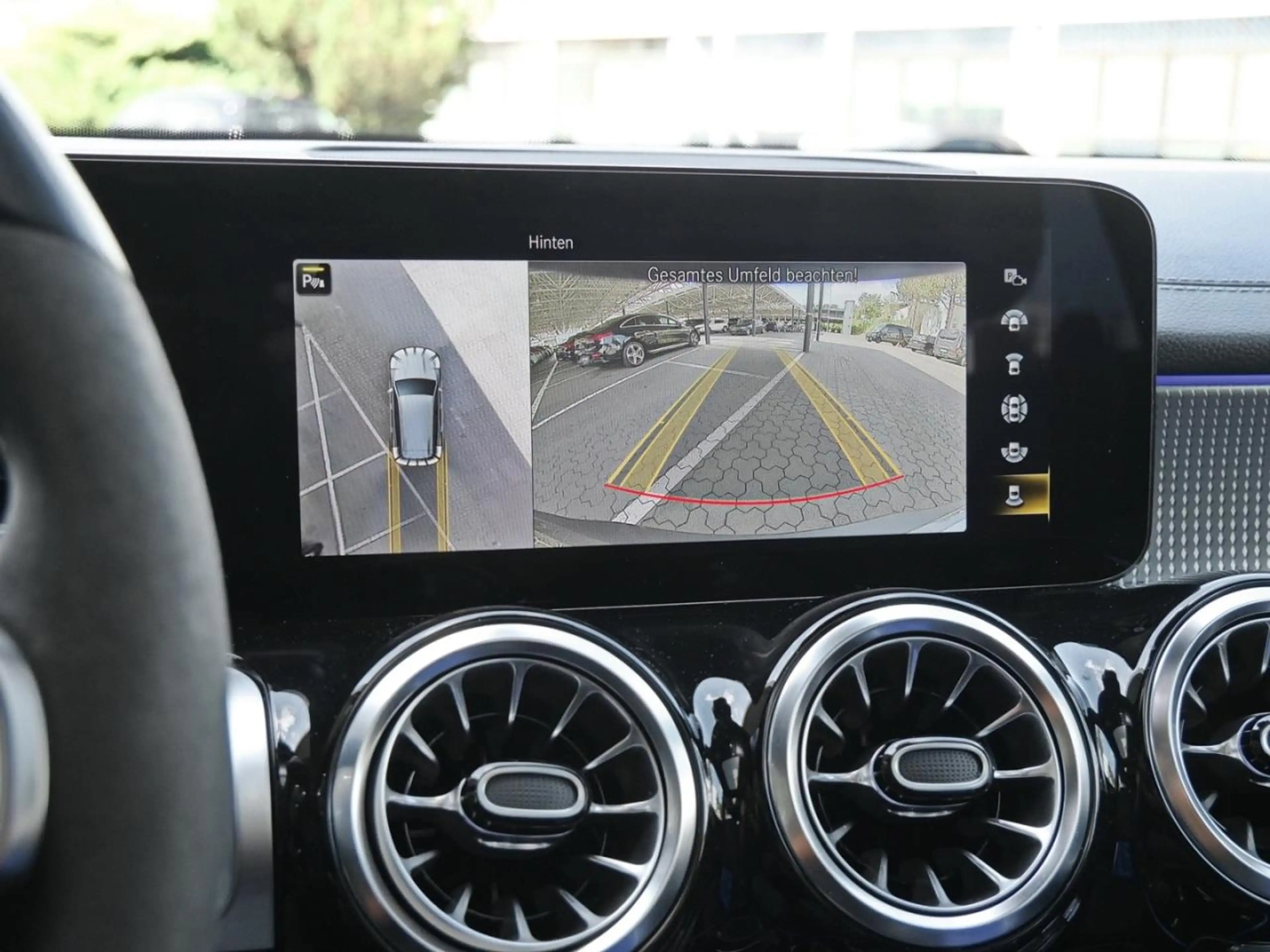 Mercedes-Benz EQB 350 4M AMG Night Panorama Distronic 360° — photo 14