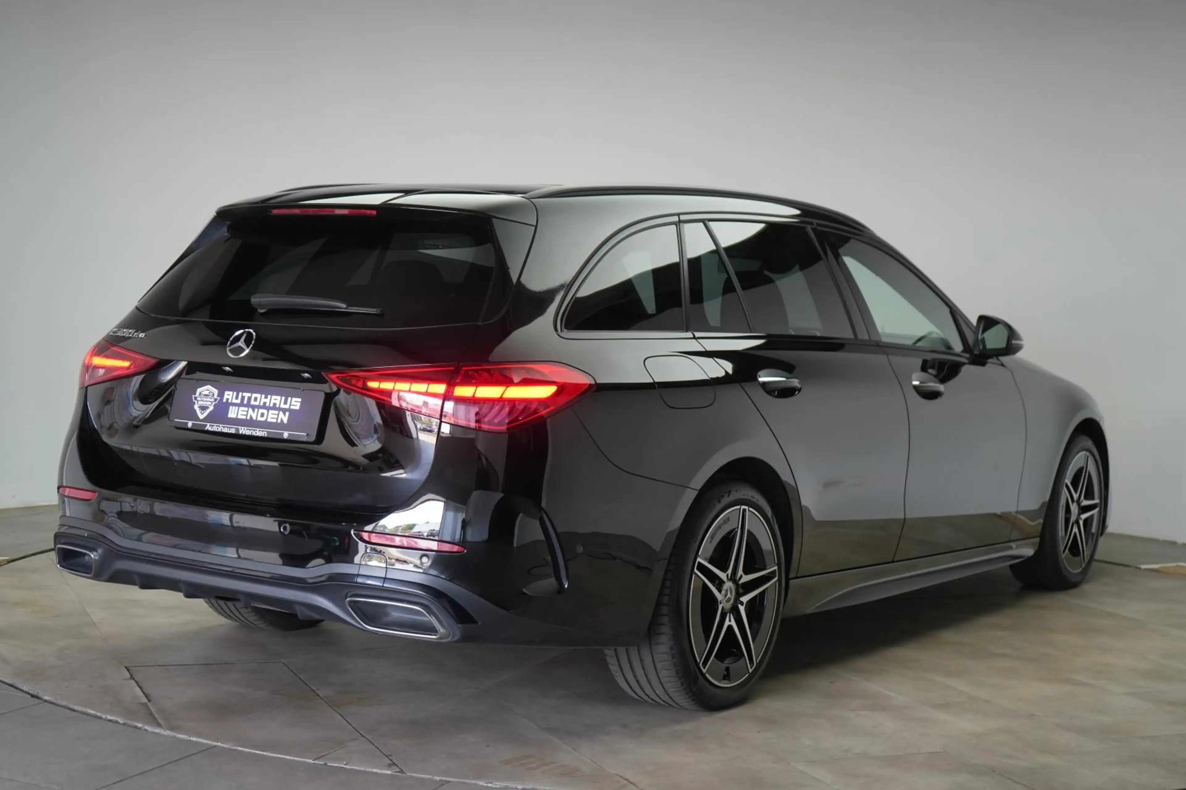 Mercedes-Benz C 300 de T 9G-Tronic AMG Distronic/Kamera/Burmes — photo 6