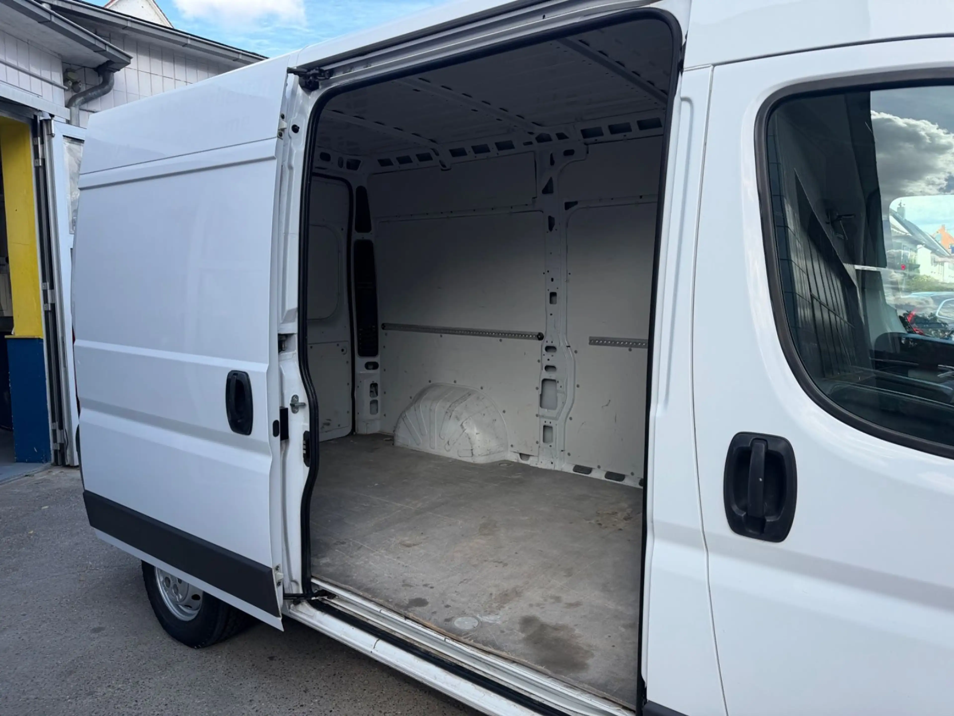 Fiat Ducato Hochr.-Kasten L2H2 *1.Hand*Navi*R.Kam* — photo 8