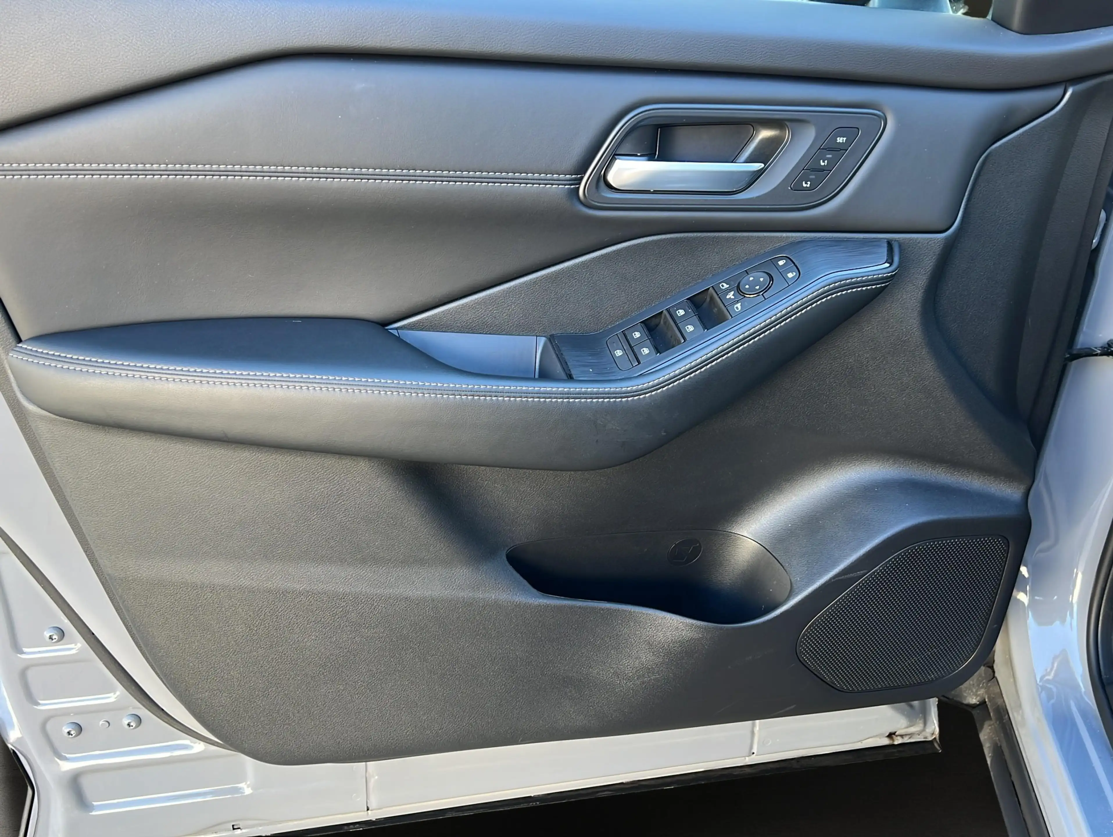 Nissan X-Trail 1.5 VC-T MHEV X Tronic N-Connecta*DAB* — photo 6