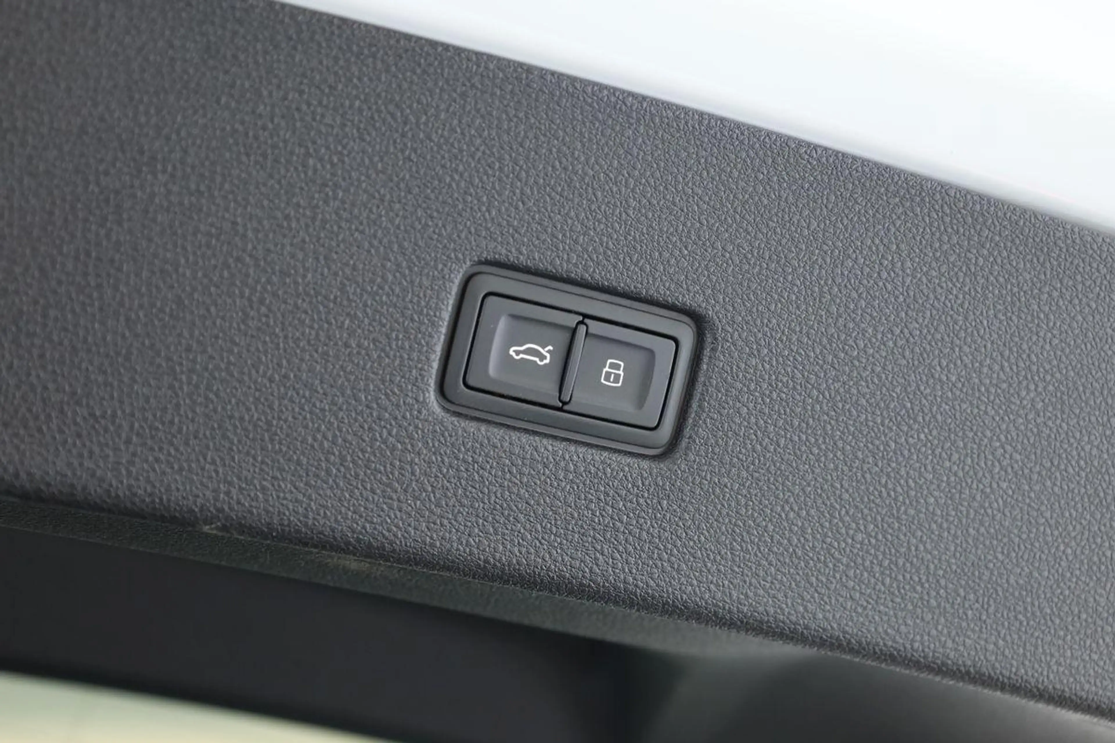 Audi SQ8 TFSI Facelift Leder Matrix Pano BangO ACC 23 — photo 10