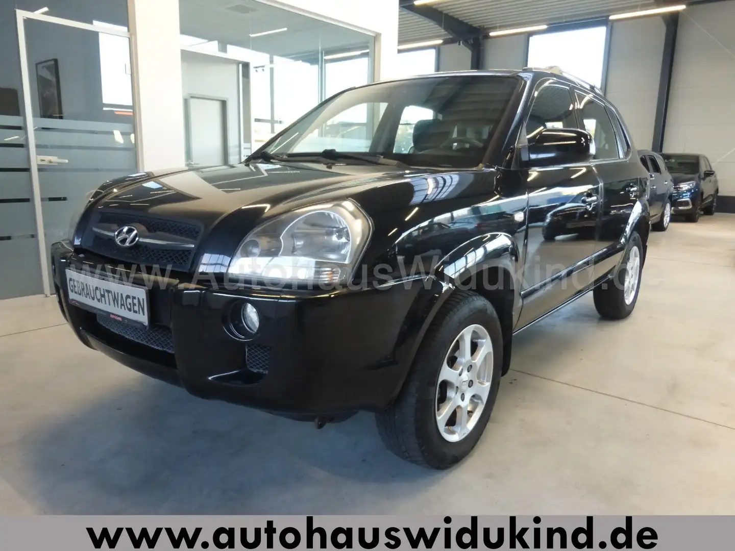 Hyundai TUCSON 2.0 GLS Klima PDC TÜV AU 10 2026 Noir - 1