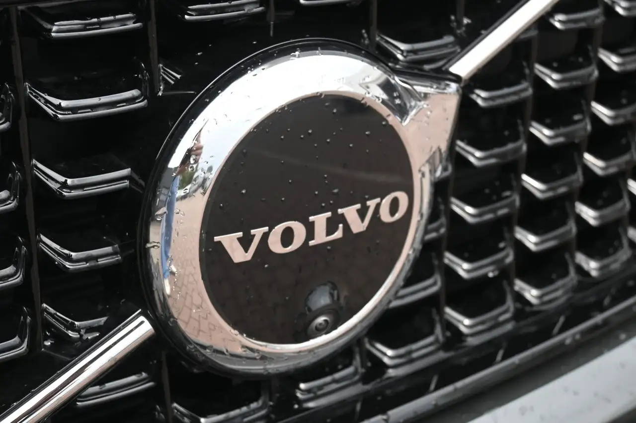 Volvo XC40 2026 — фото 9