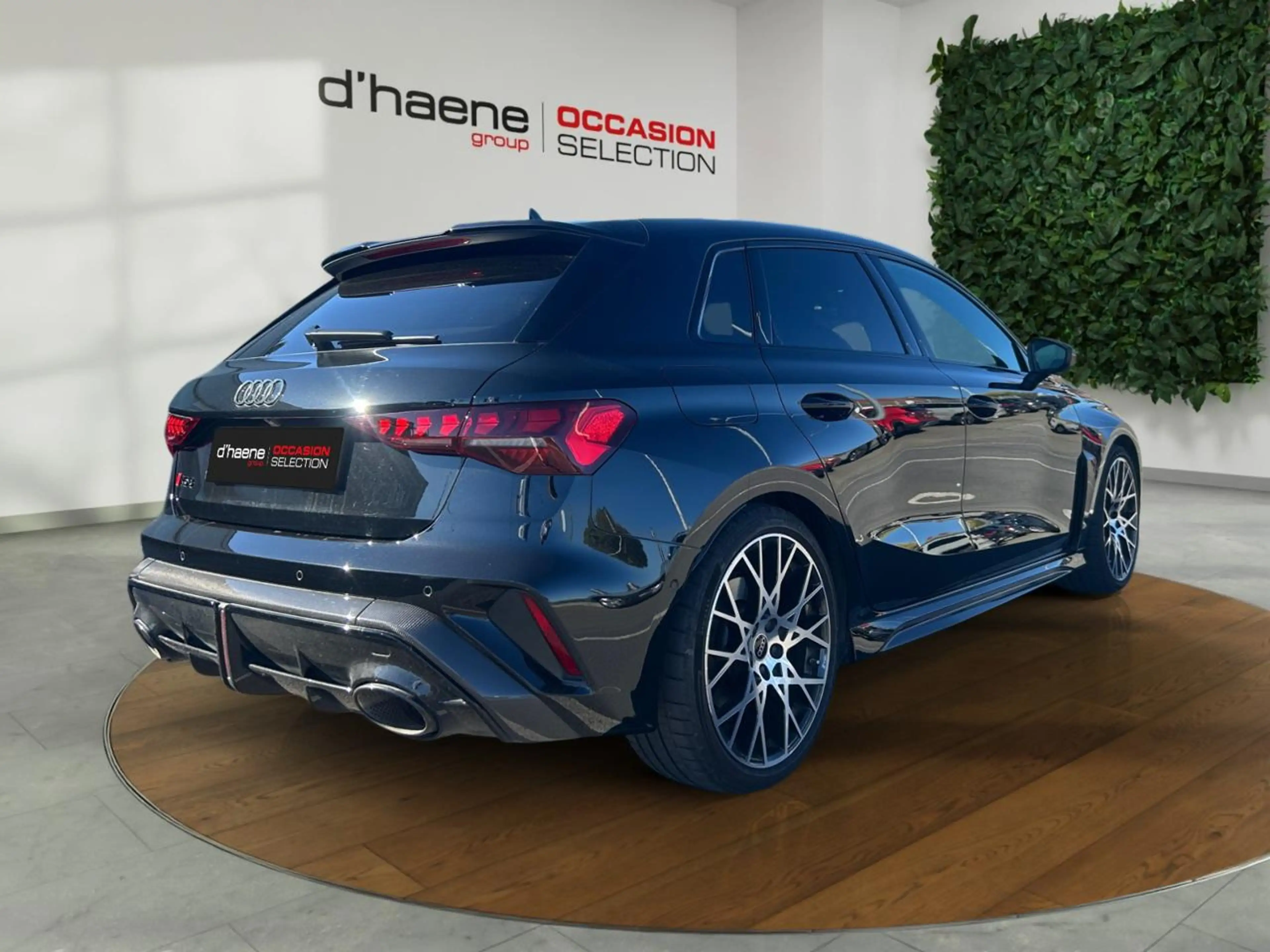 Audi RS3 2.5 TFSI Quattro S tronic — photo 11