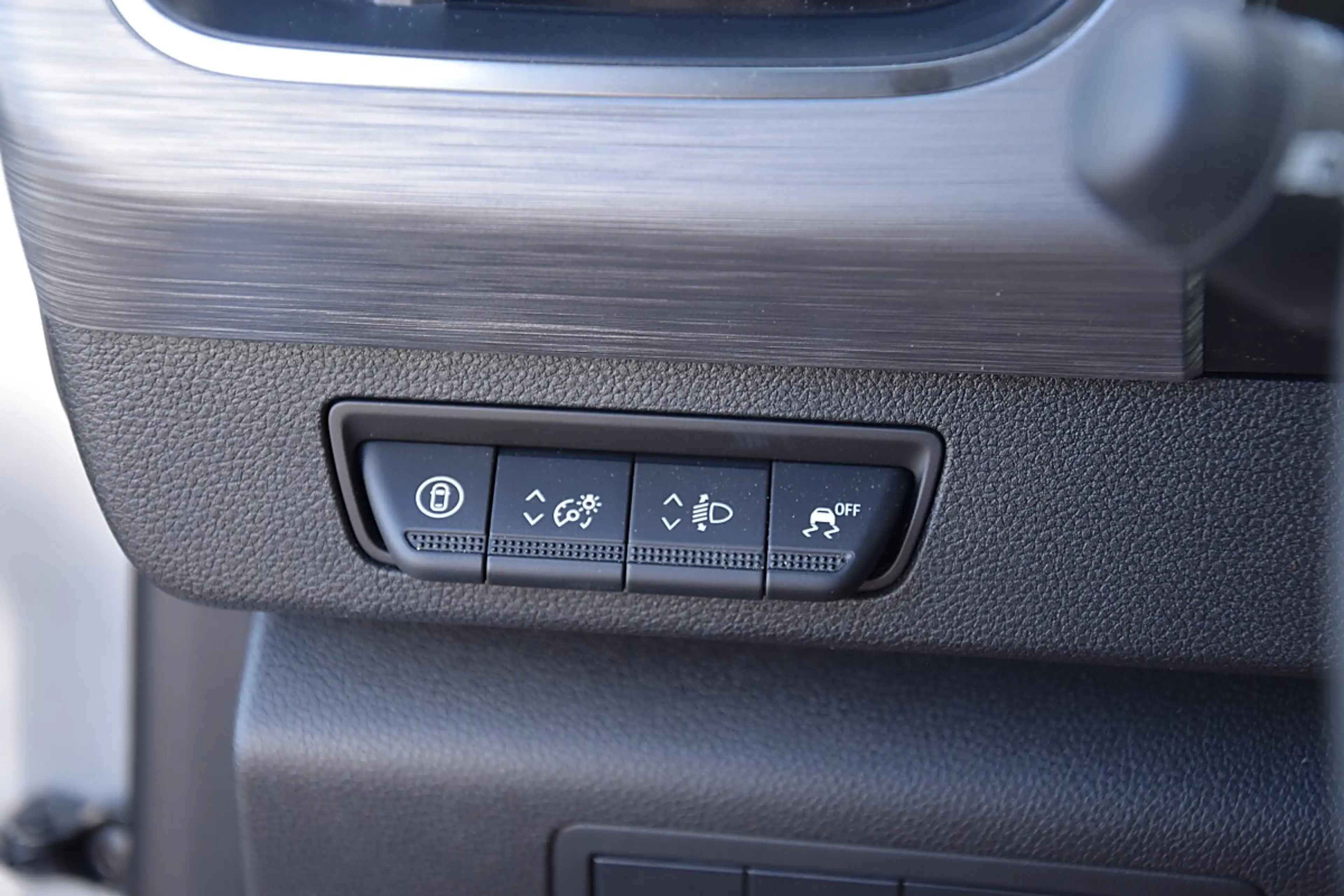 Nissan Townstar L1 DIG-T 130 Tekna 7DCT — photo 13