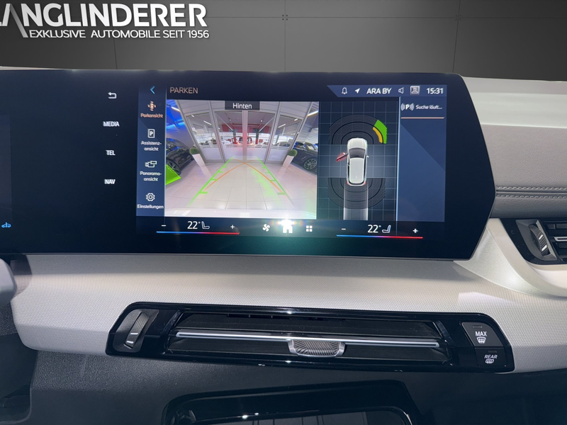 BMW 218 i Active Tourer PremiumPaket Rückfahrkamera — photo 15