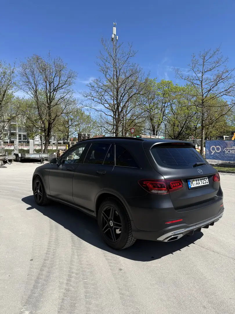Mercedes-Benz GLC 300 GLC 300 d 4Matic (253.919) Černá - 1