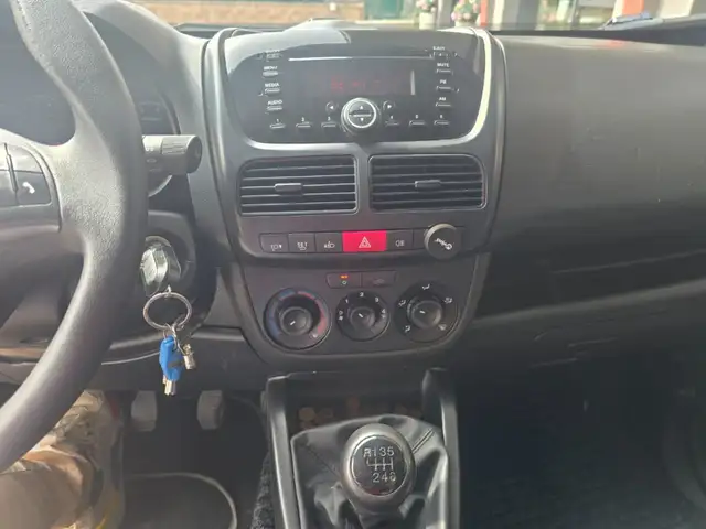 Opel Combo view 22