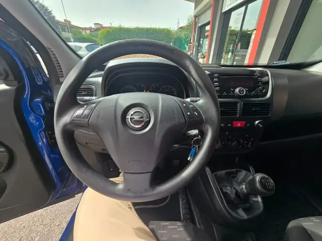 Opel Combo view 20