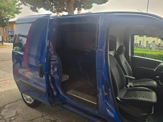 Opel Combo view 11