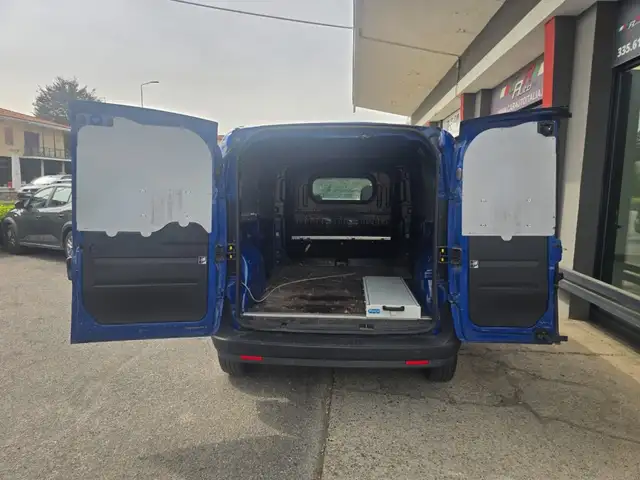 Opel Combo view 8