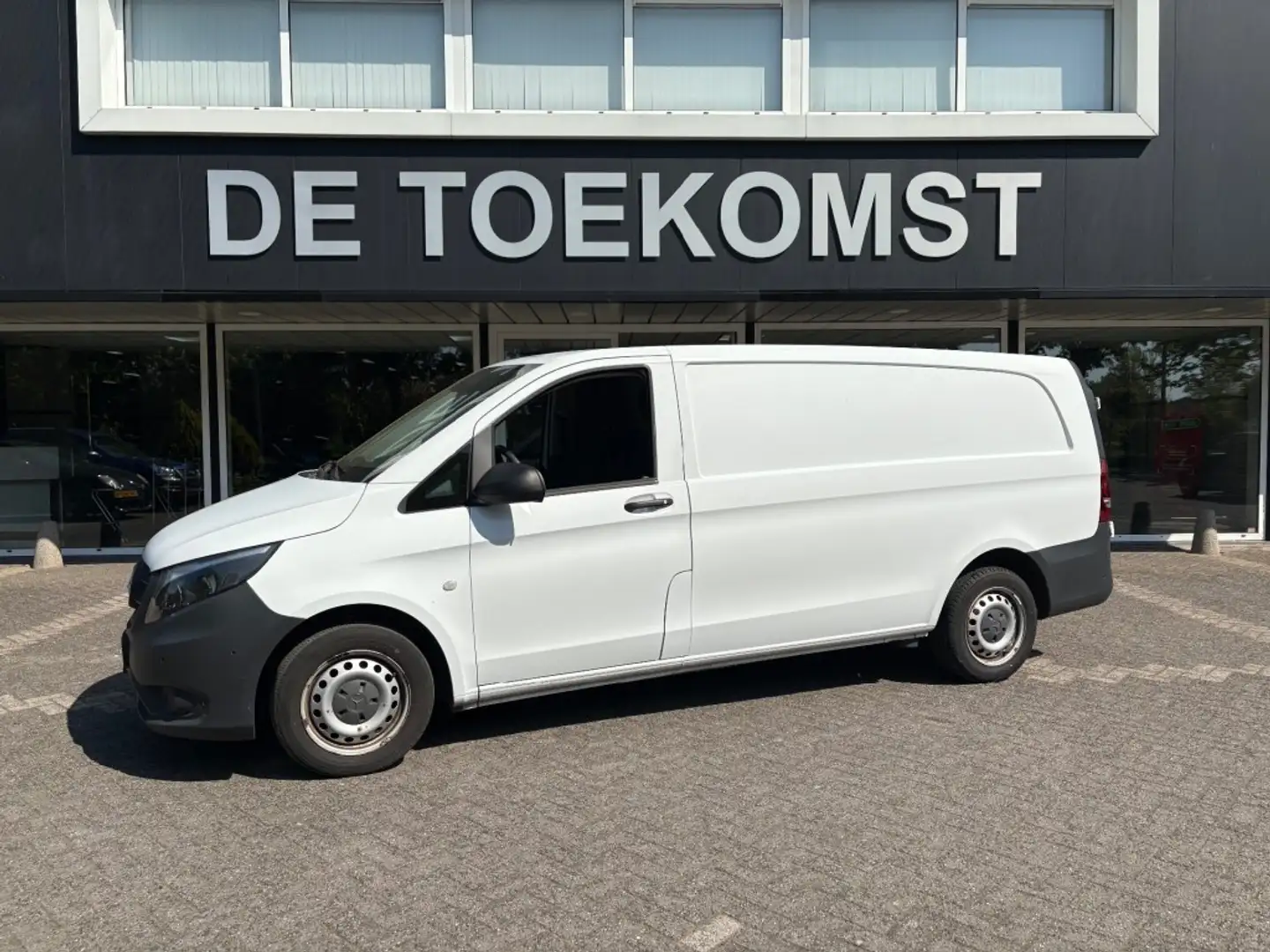 Mercedes-Benz Vito 111 CDI Navigatie Achterdeuren Cruise Trekhaak PDC Wit - 2