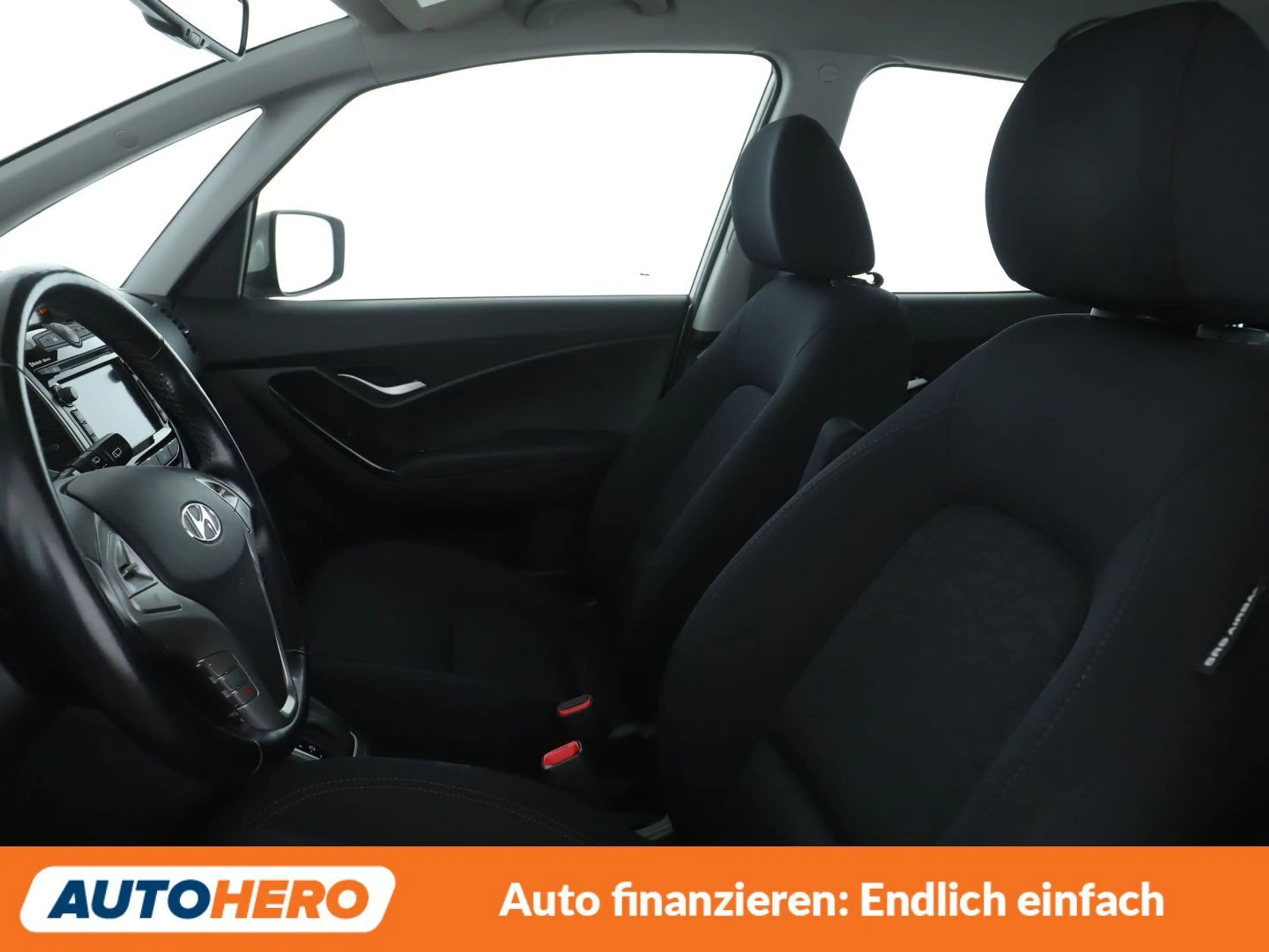 Hyundai iX20 1.6 Style Aut*NAVI*CAM*PDC*SHZ*KLIMA*GARANTIE* — photo 10