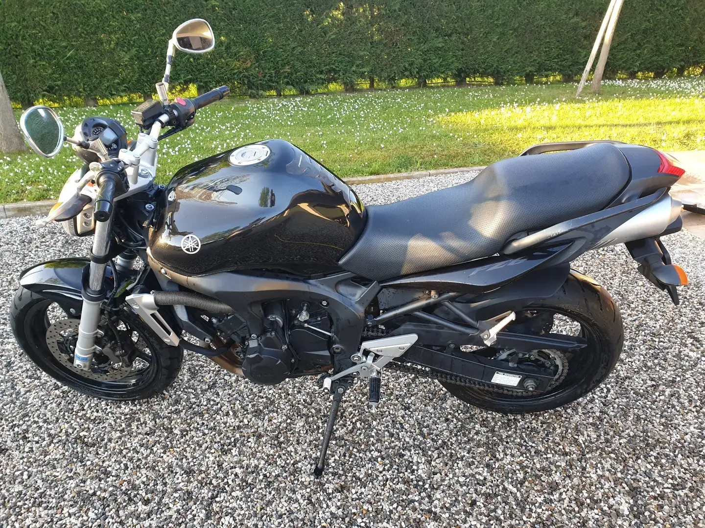 Yamaha FZ 6 Чорний - 1