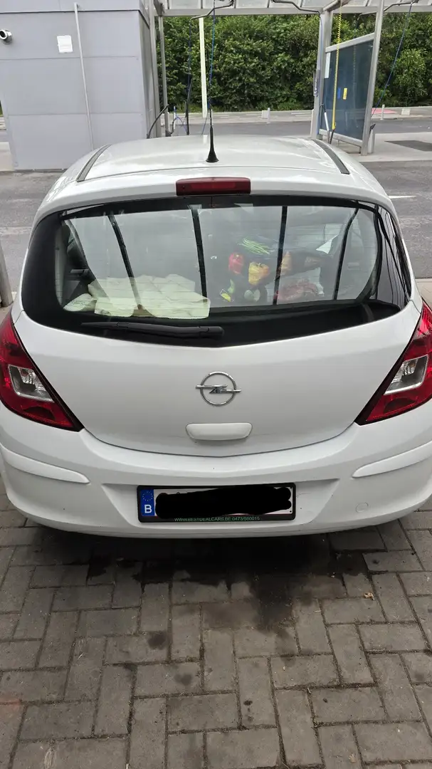 Opel Corsa 1.2 16V ecoFLEX Easytronic Edition 111 Jahre Blanc - 2