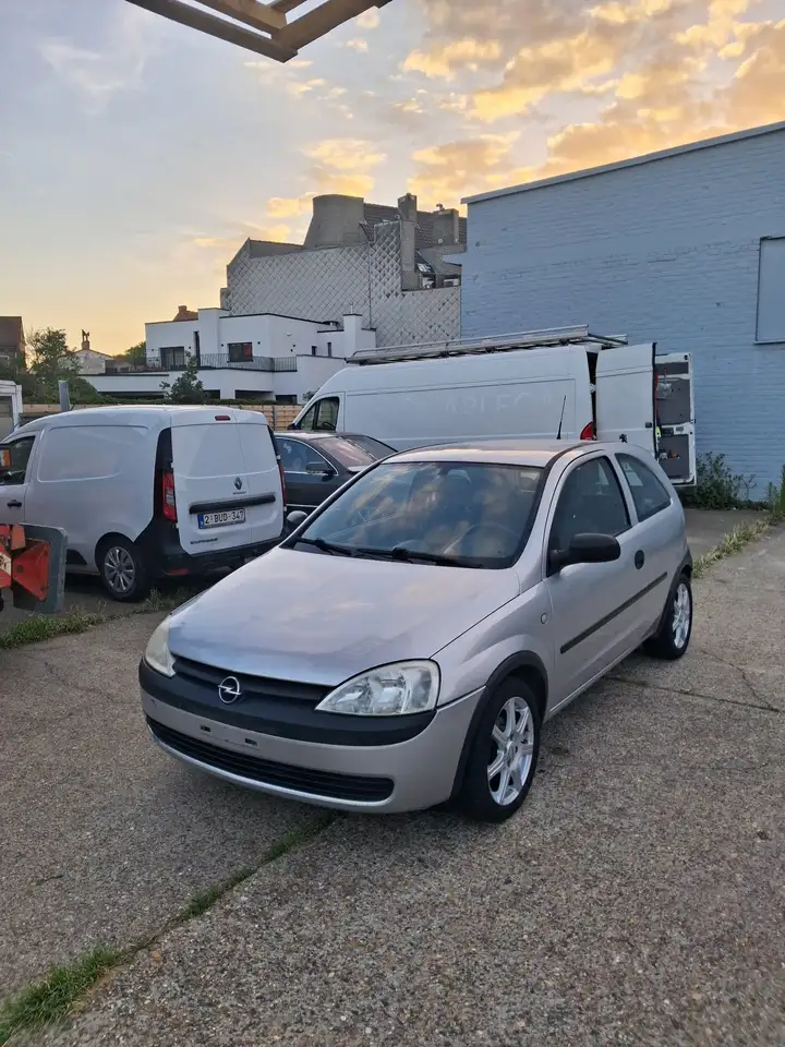 Opel Corsa 1.2 Benzine – Perfecte Staat, foto 1