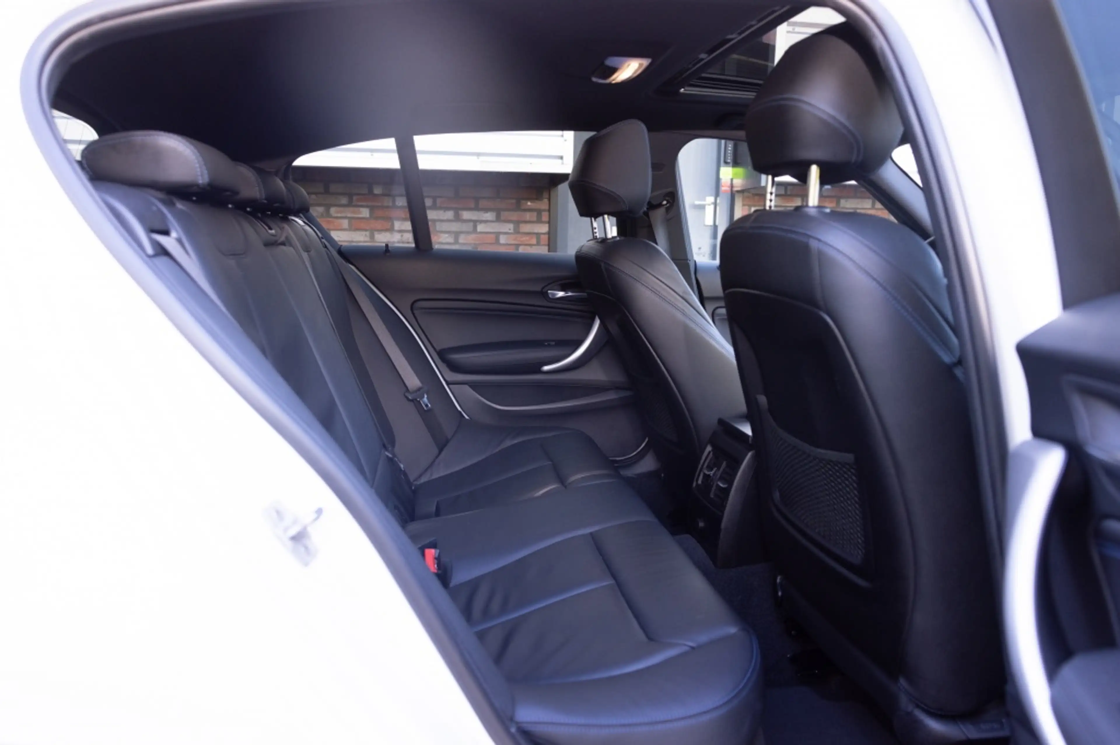 BMW 120 1 Limousine 5-trg. i Edition M Sport Shadow — photo 9