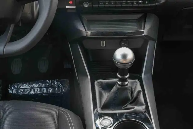 Lancia Ypsilon view 15