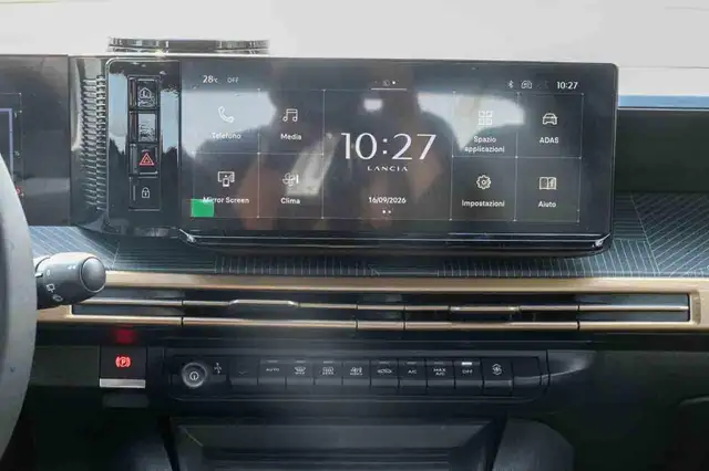 Lancia Ypsilon view 14