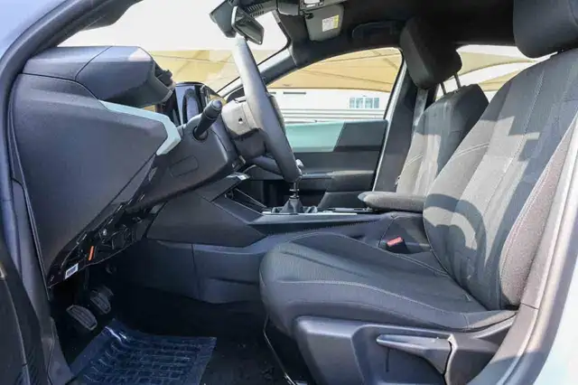 Lancia Ypsilon view 9