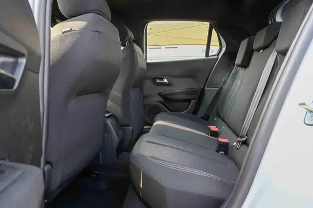 Lancia Ypsilon view 11