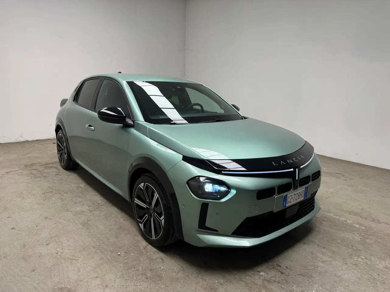 Lancia Ypsilon 2025