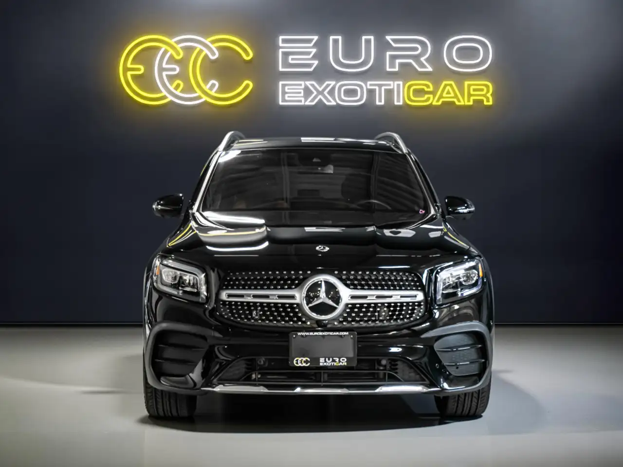 Mercedes-Benz GLB снимка Mercedes-Benz GLB