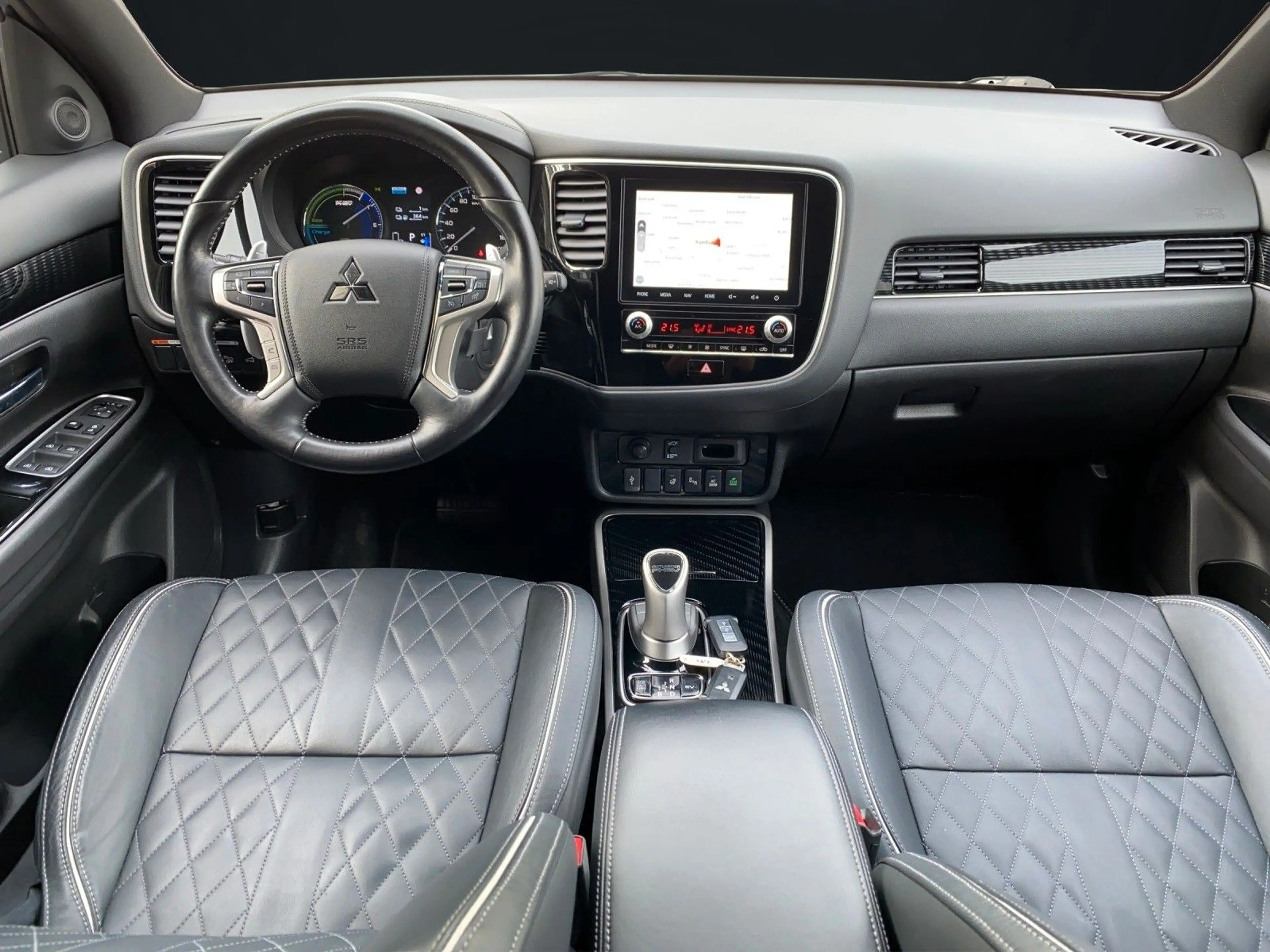 Mitsubishi Outlander 2,4 PHEV 4WD SPIRIT NAVI-KAMERA-AHK — photo 9