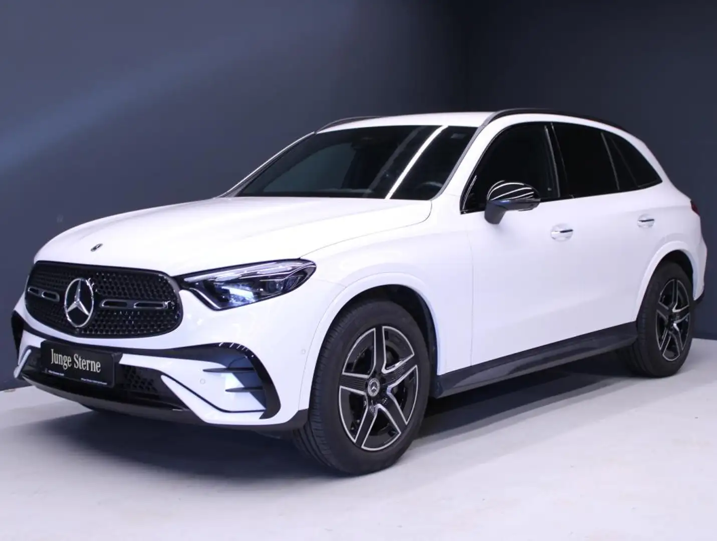 Mercedes-Benz GLC 300 d 4MATIC AMG+Night+MBUX+Ambiente+CarPlay Weiß - 1