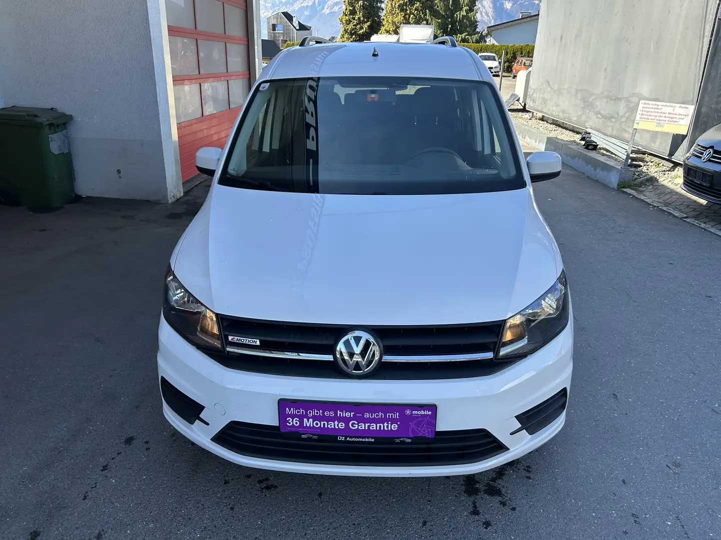 Volkswagen Caddy Maxi Trendline 4Motion, 7 Sitzer,AHK Weiß - 2