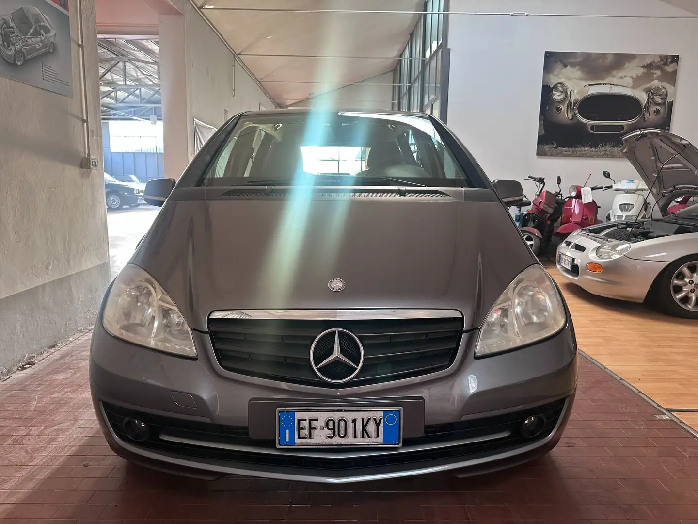 Mercedes-Benz A 160 Classe A - W/C 169 cdi be Executive neopatentati Grigio - 2