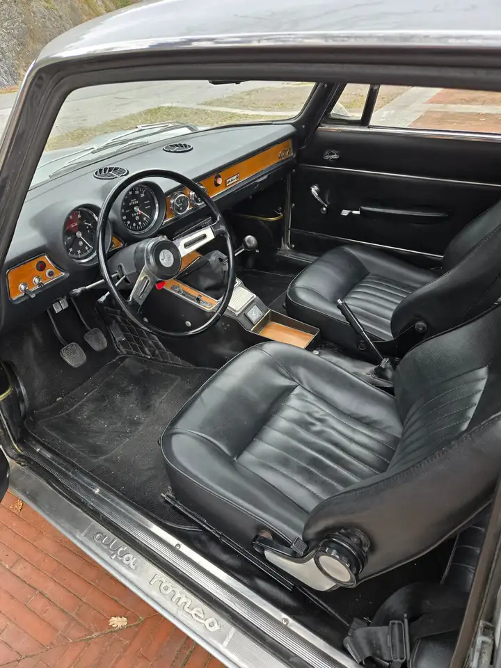 Alfa Romeo GT 1.6, foto 4