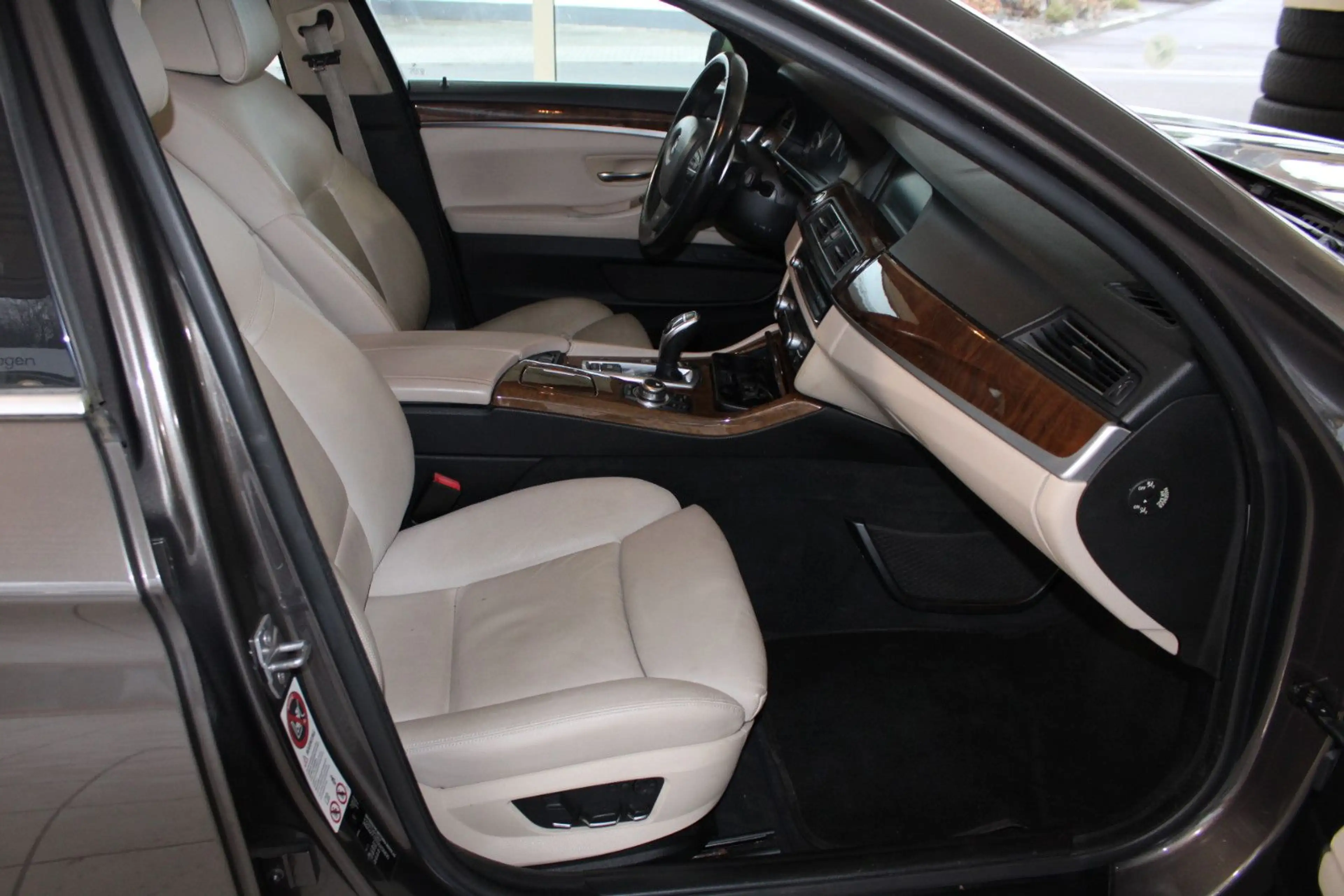 BMW 535 d/Voll!/Leder/SD/Klimaauto/HeadUp/EU5 — photo 11