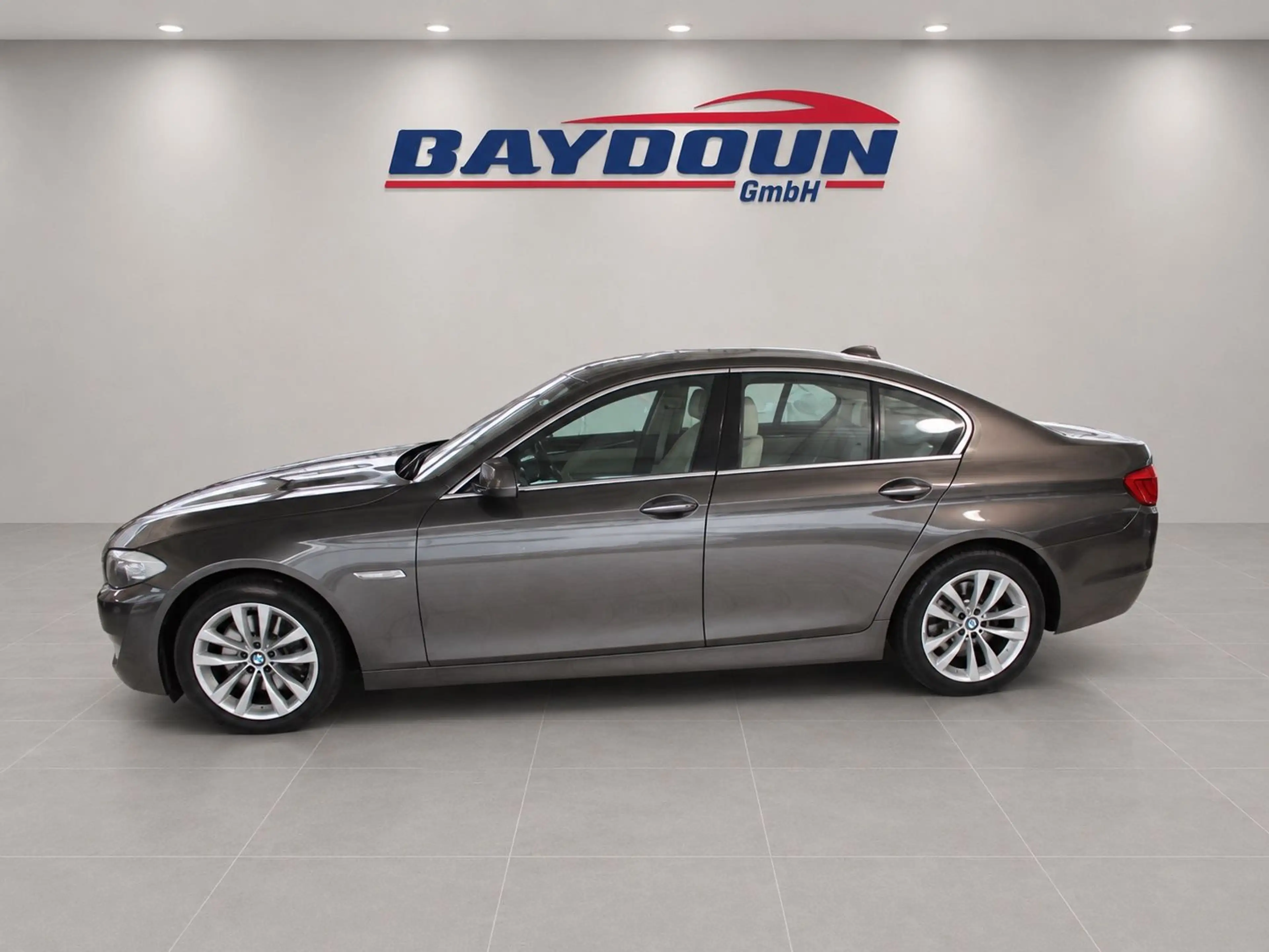 BMW 535 d/Voll!/Leder/SD/Klimaauto/HeadUp/EU5 — photo 6