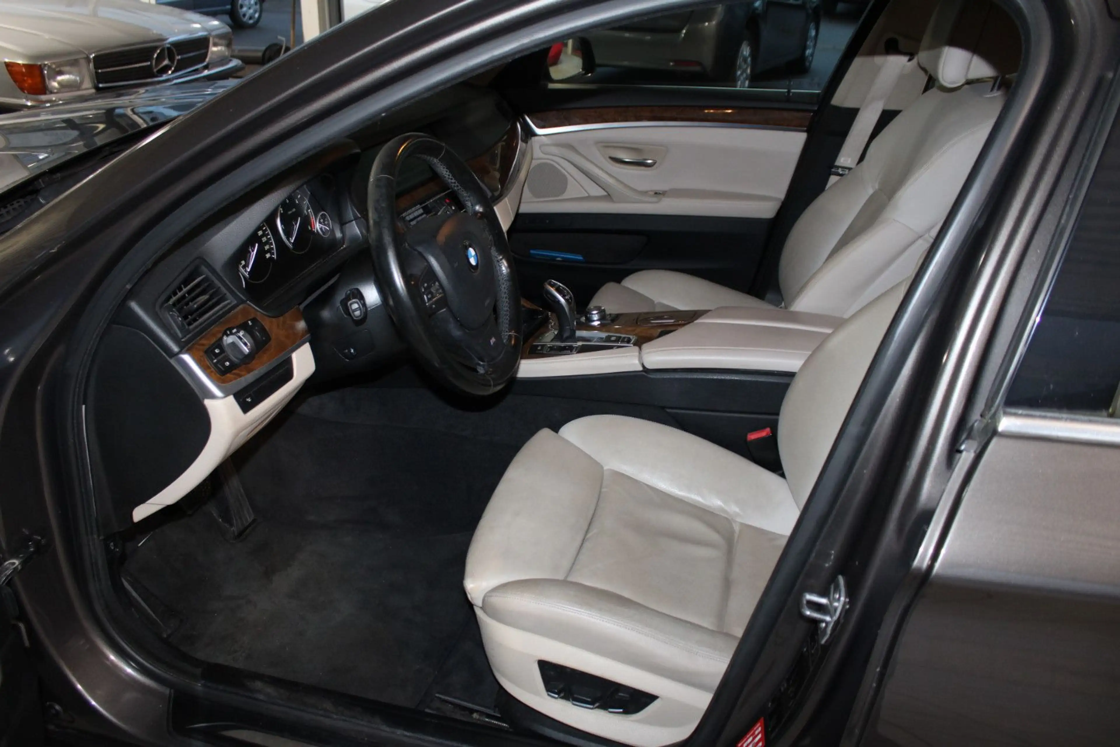 BMW 535 d/Voll!/Leder/SD/Klimaauto/HeadUp/EU5 — photo 9