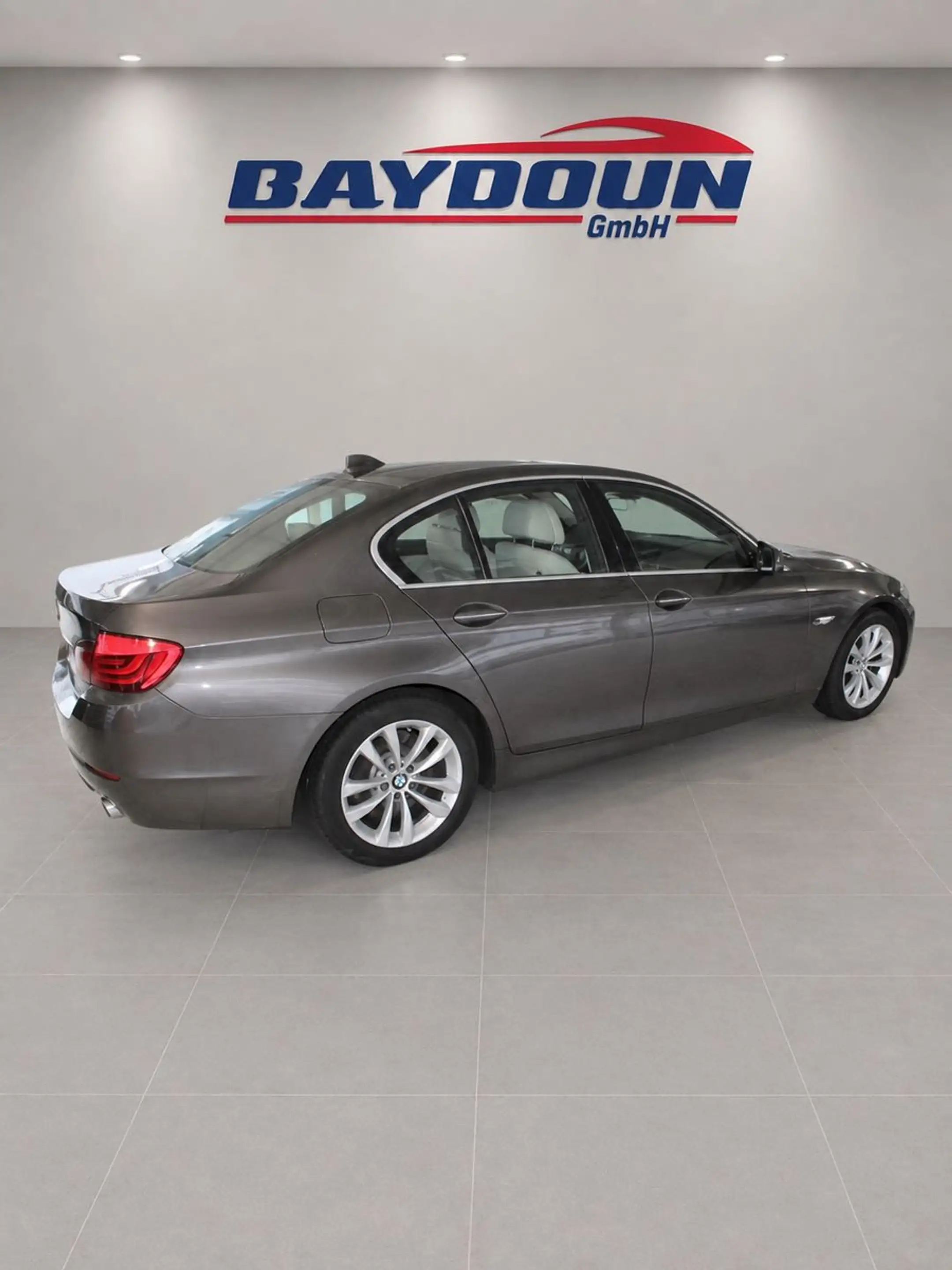 BMW 535 d/Voll!/Leder/SD/Klimaauto/HeadUp/EU5 — photo 7