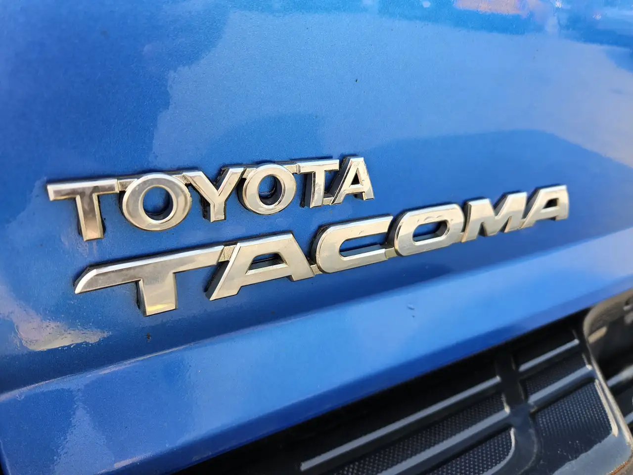 Toyota Tacoma снимка Toyota Tacoma