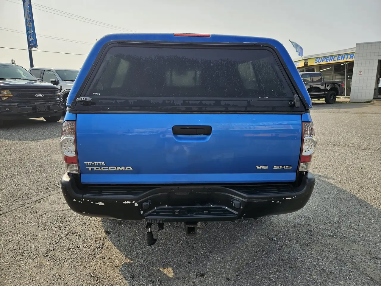 Toyota Tacoma снимка Toyota Tacoma