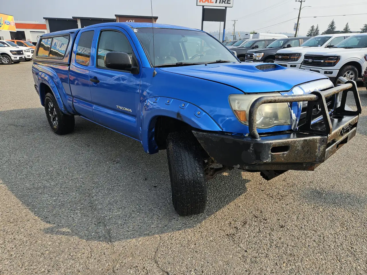 Toyota Tacoma снимка Toyota Tacoma
