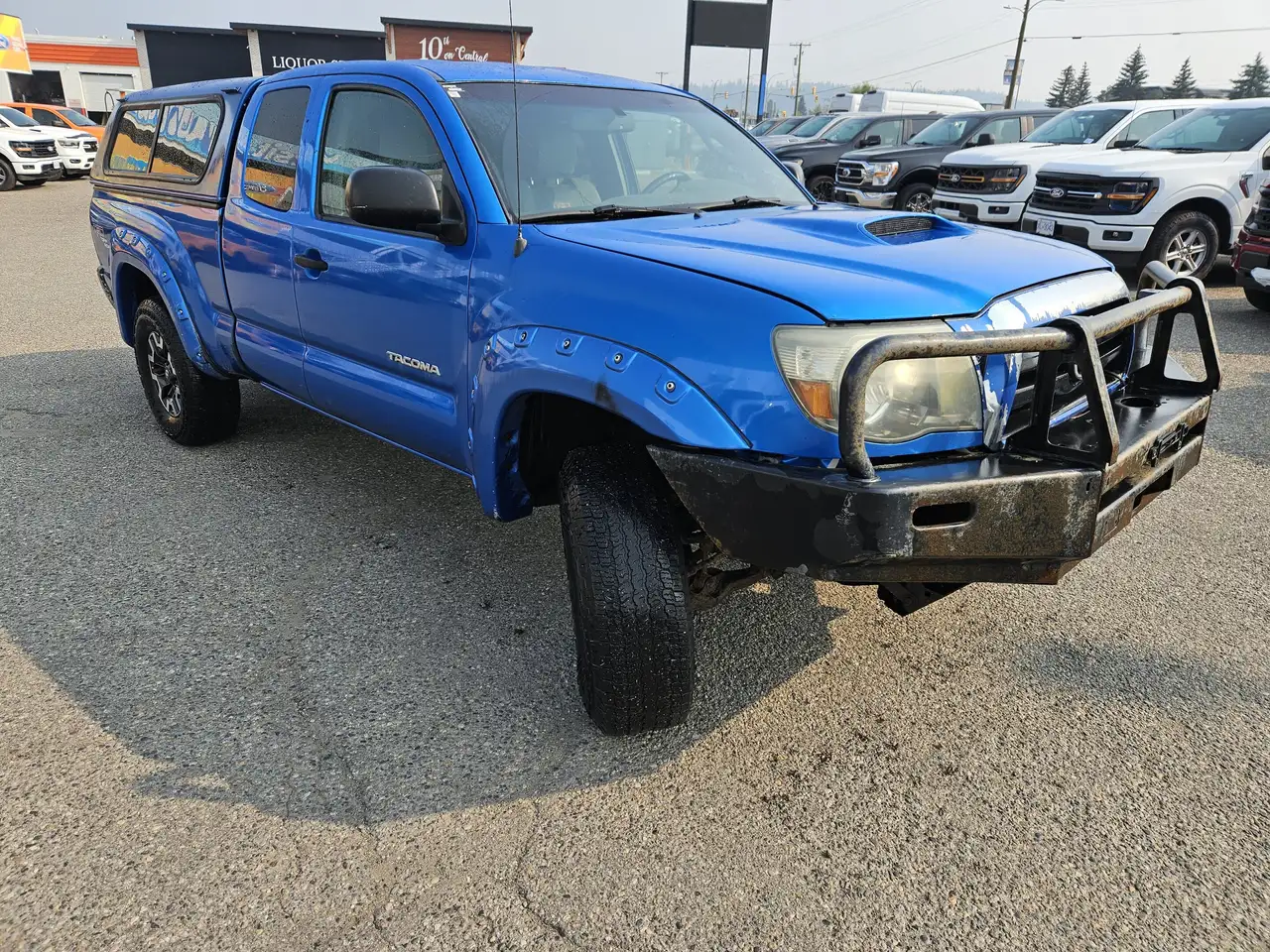 Toyota Tacoma снимка Toyota Tacoma