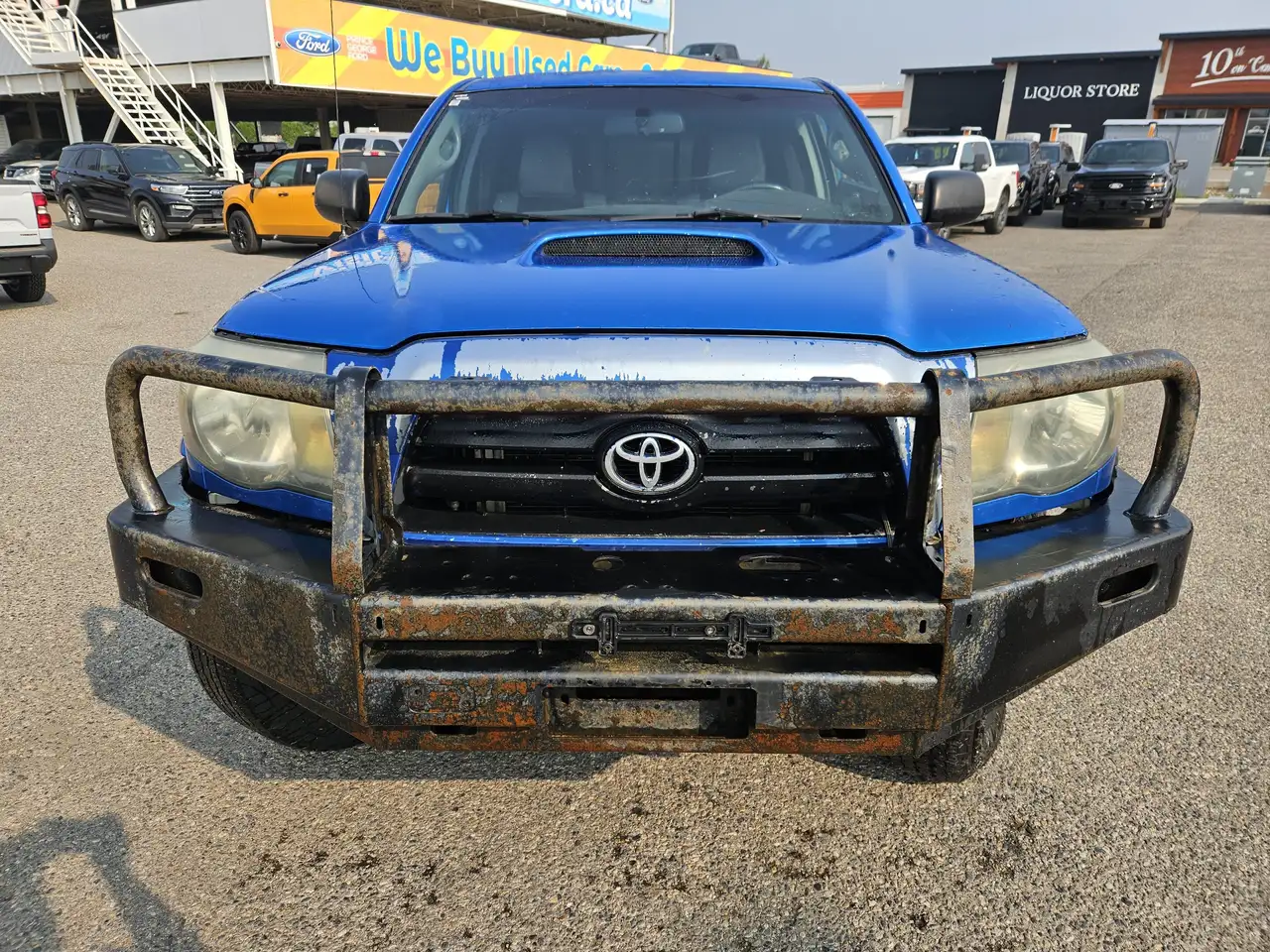 Toyota Tacoma снимка Toyota Tacoma