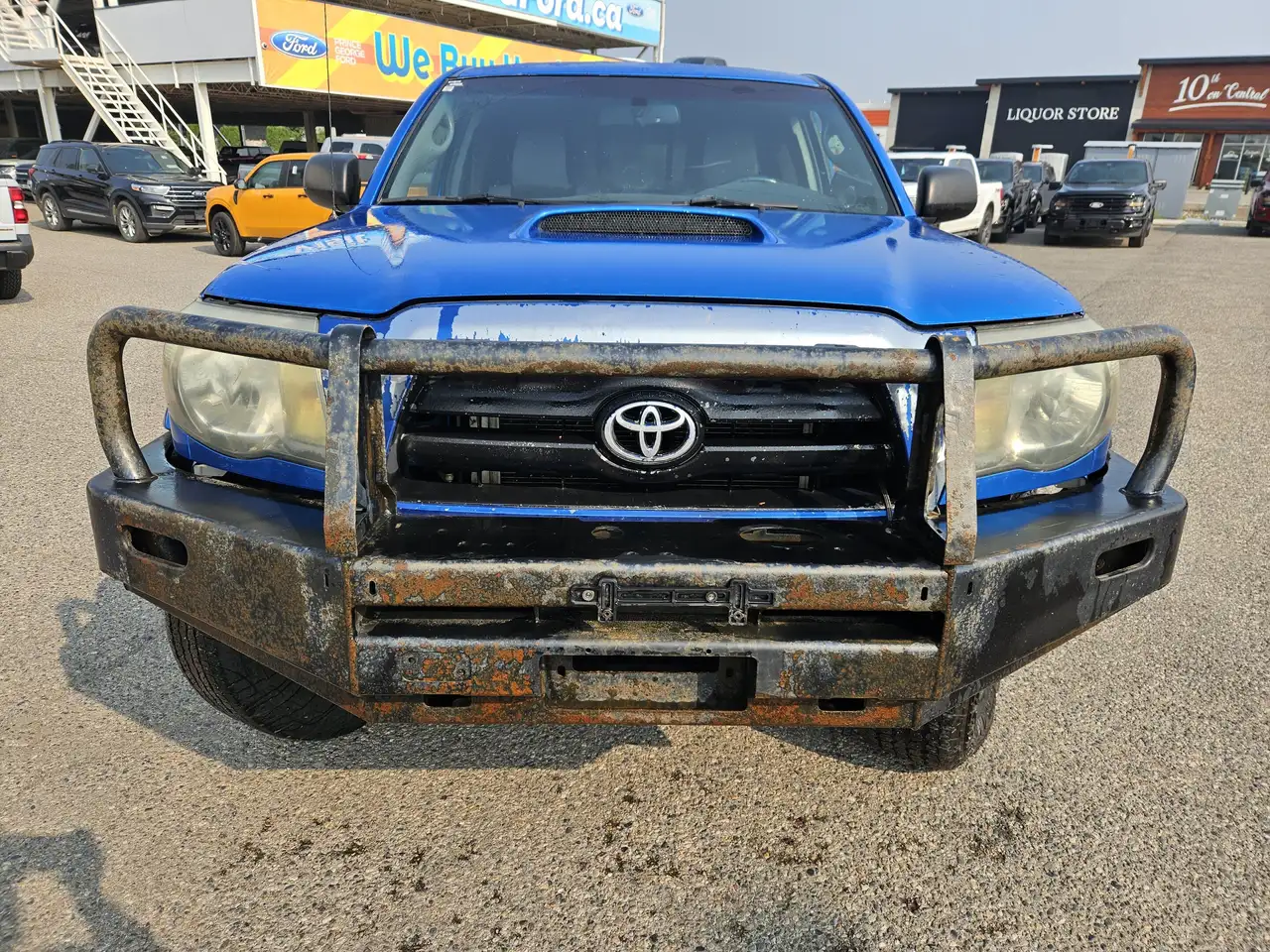 Toyota Tacoma снимка Toyota Tacoma