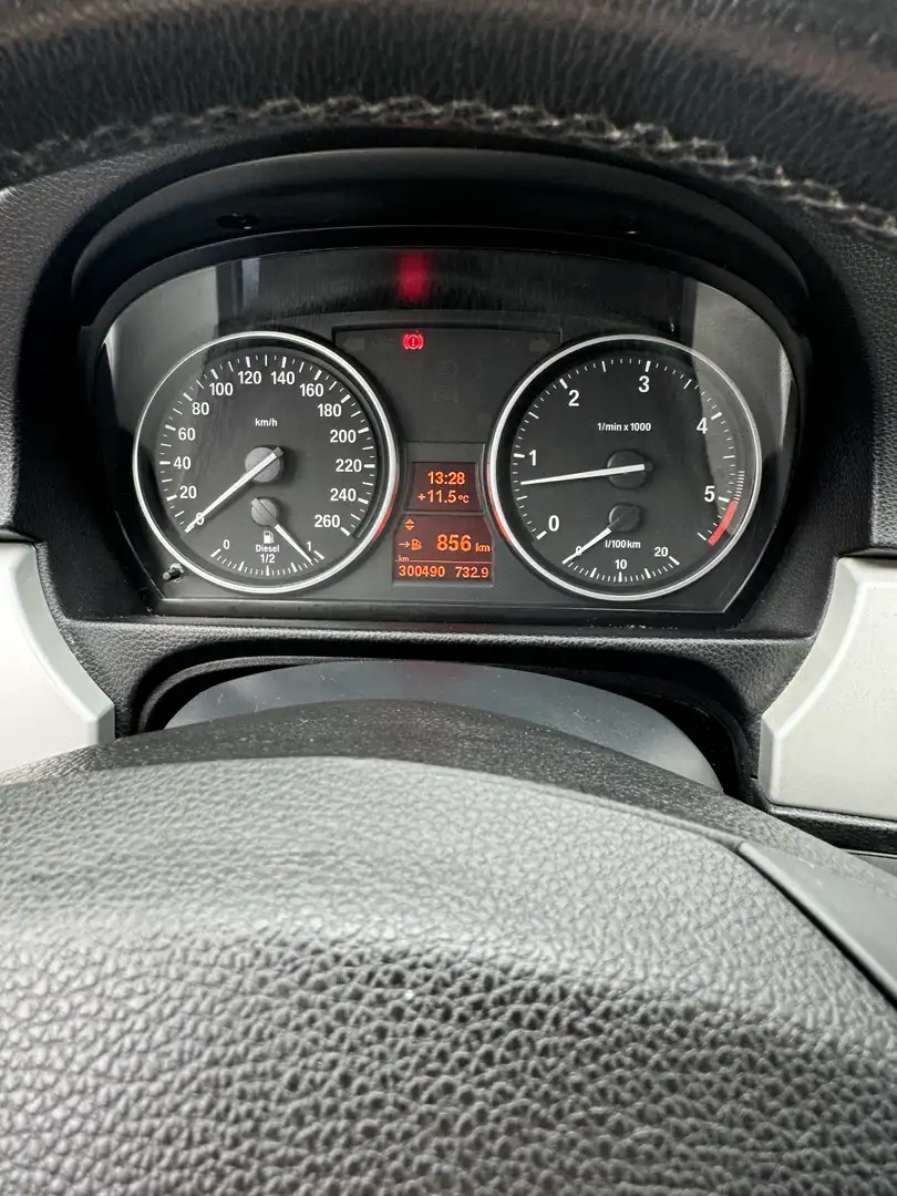 BMW 325 325d DPF Touring - 2