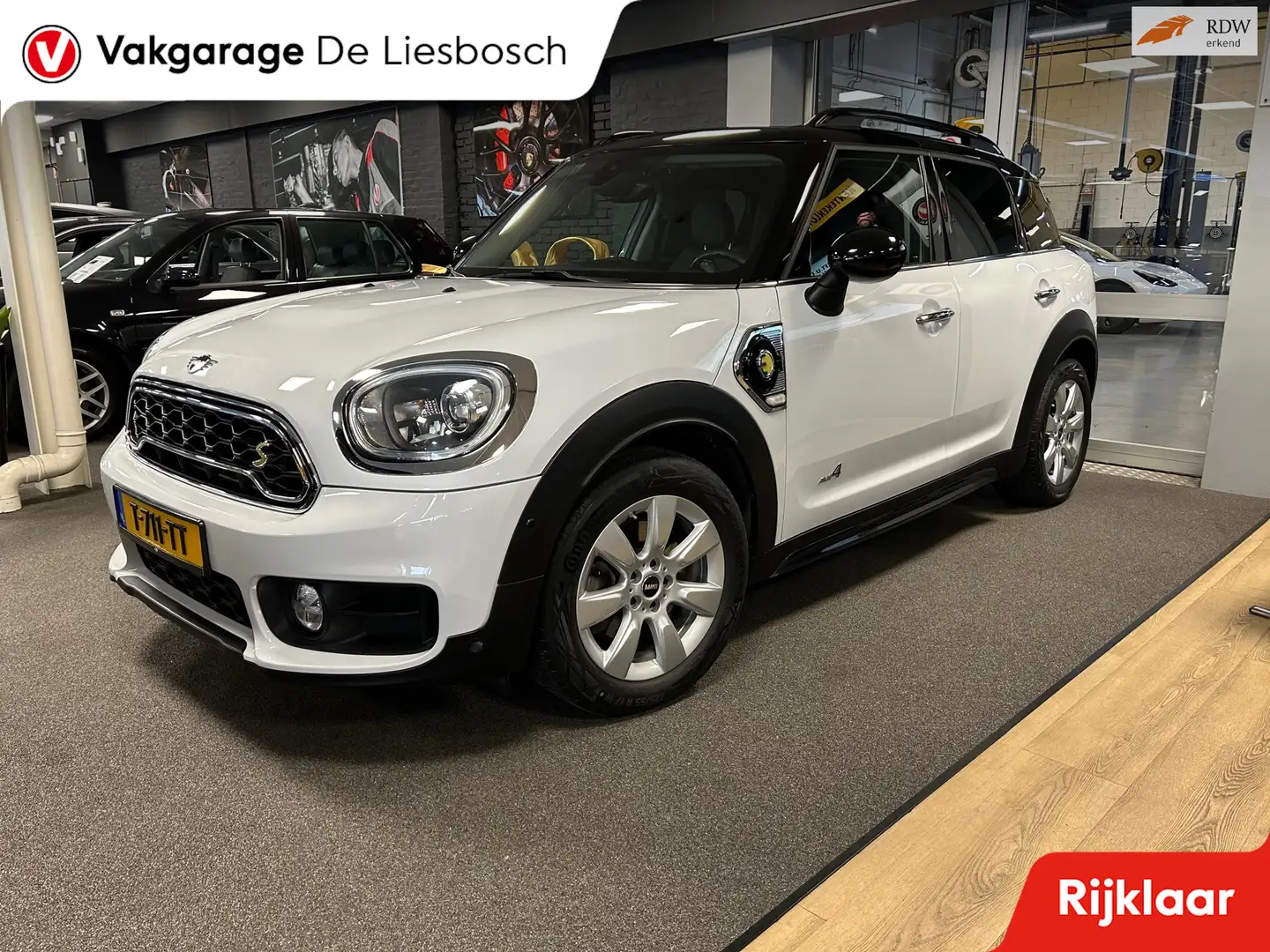 MINI Cooper SE Countryman Mini 2.0 ALL4 Chili | Airco | PDC /| Navigatie / Wit - 1
