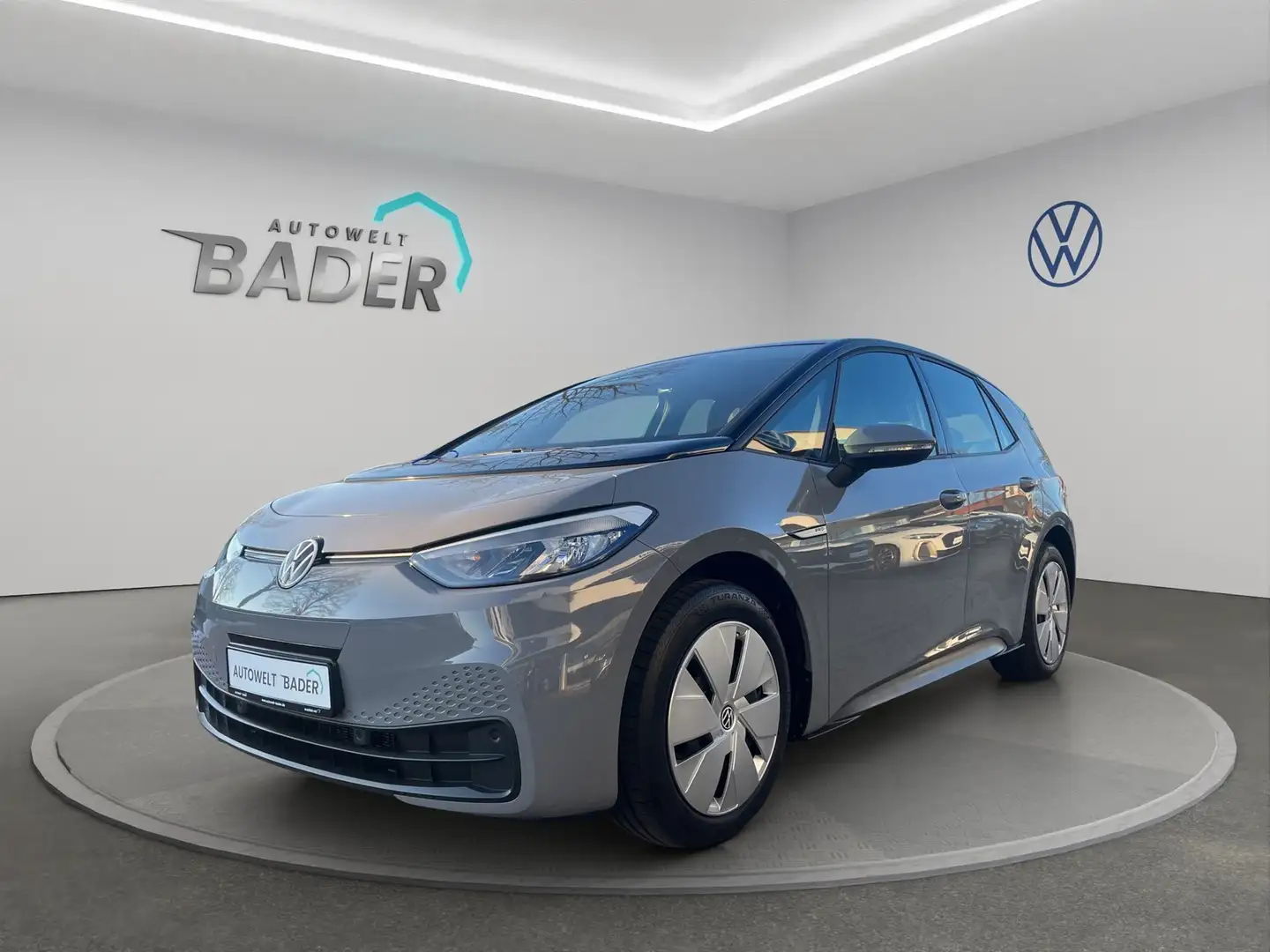 Volkswagen ID.3 Navi LED ACC DAB Pro 107 kW Grau - 1