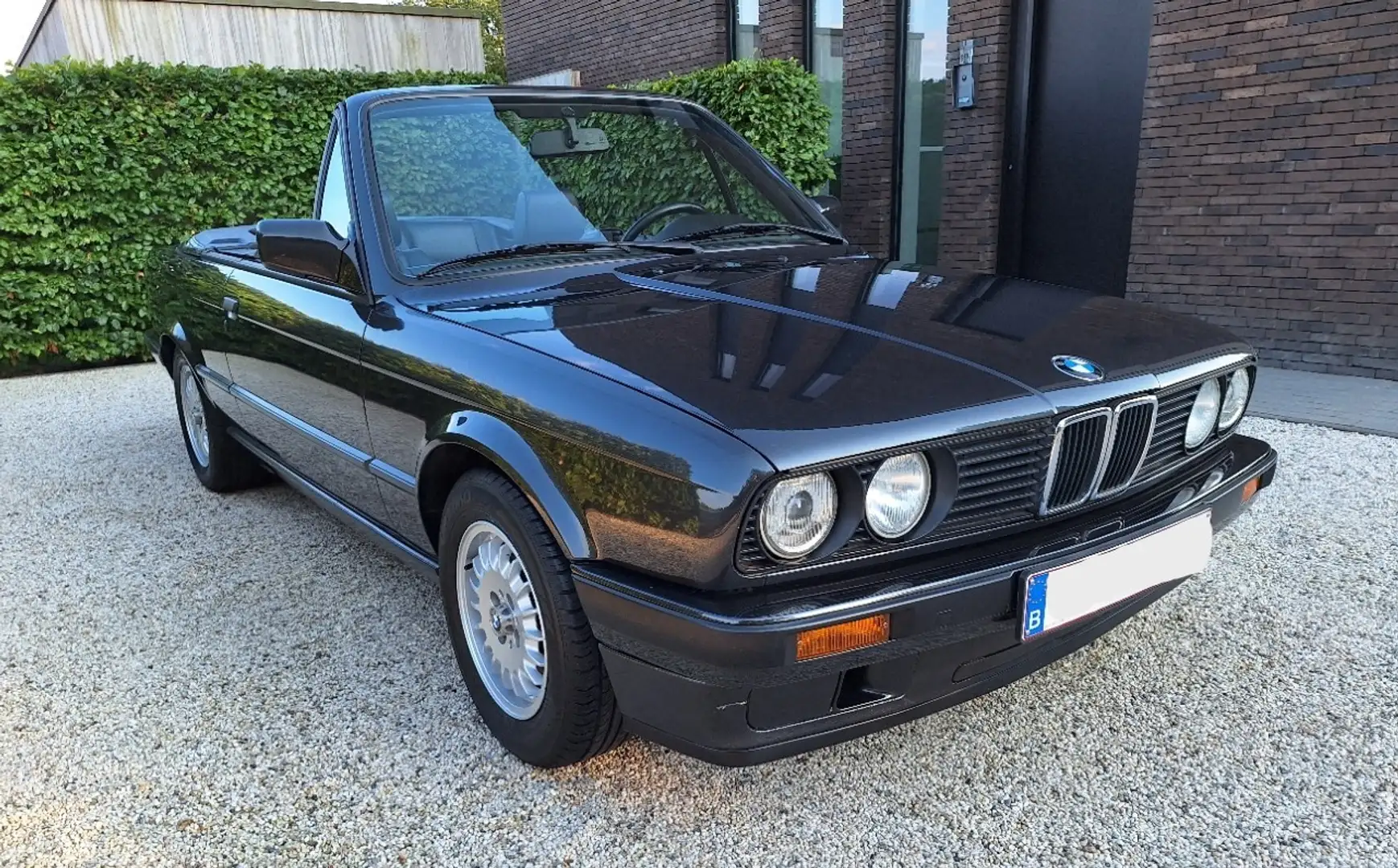 BMW 318 318i Noir - 2